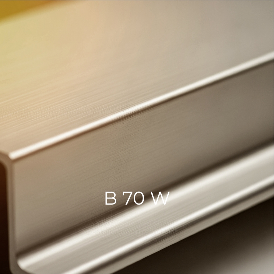 B 70 W